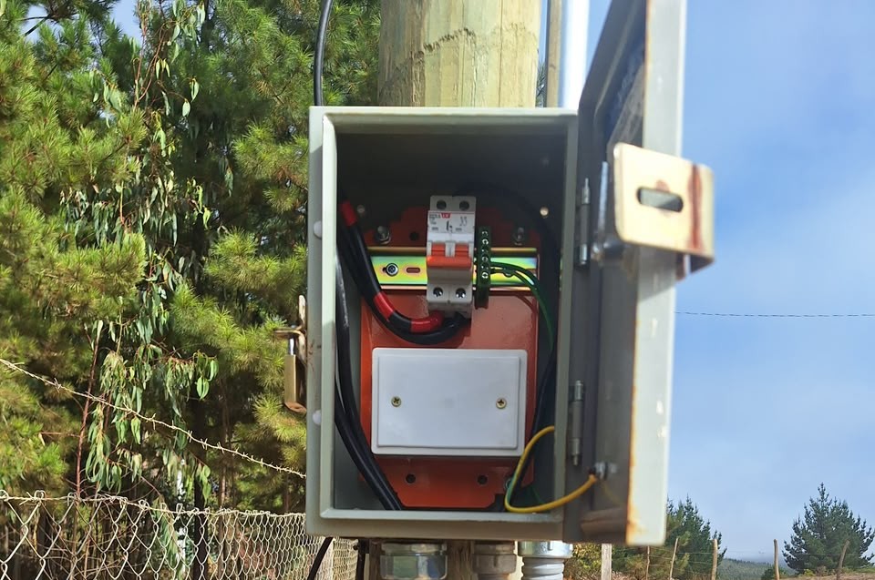 Proyecto de Mantención eléctrica preventiva y correctiva en Santiago en Santiago — foto 1