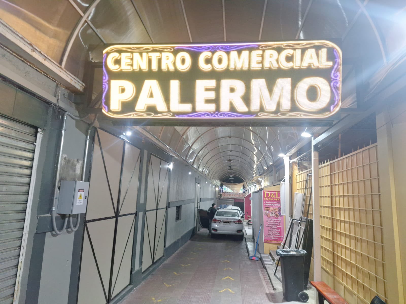 Proyecto de Instalación de pantallas LED en Santiago en Santiago — foto 1